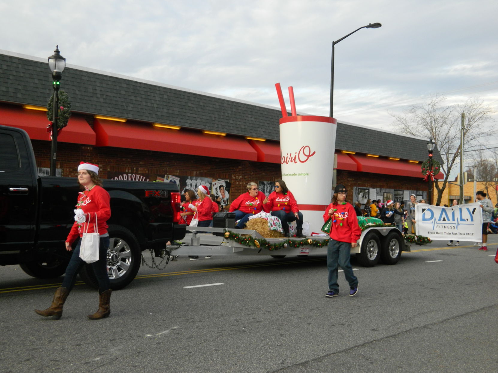 Mooresville Christmas Parade (331).JPG